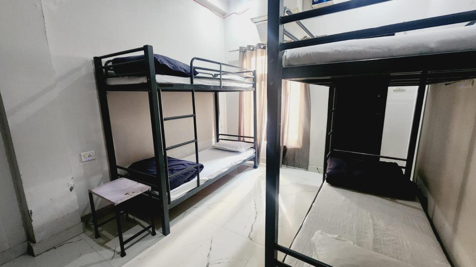 Olt Hostel Rishīkesh Værelse billede