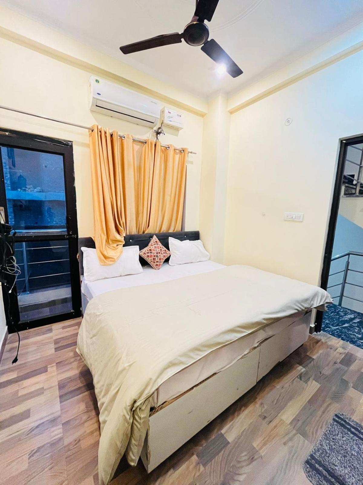 Olt Hostel Rishīkesh Værelse billede
