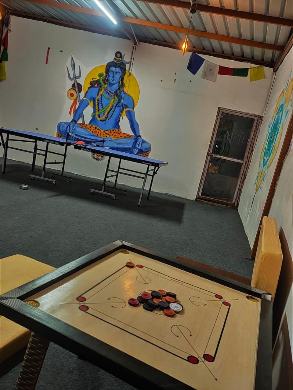 Olt Hostel Rishīkesh Eksteriør billede