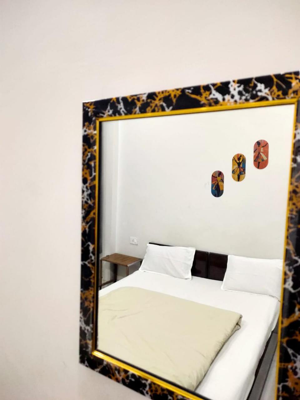 Olt Hostel Rishīkesh Eksteriør billede